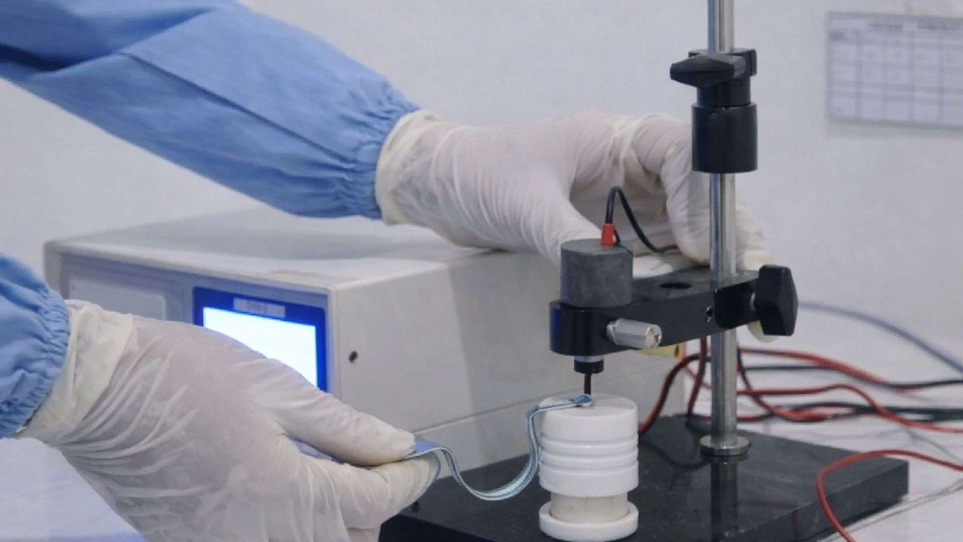 Thickness Meter Becomes the Determinant of Plating Quality Standards